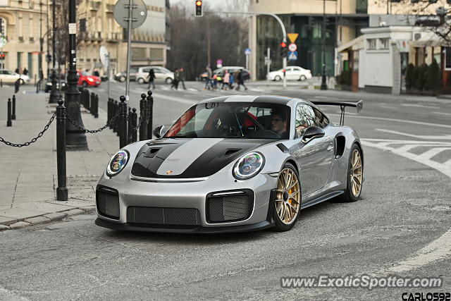 Porsche 911 GT2 spotted in Warsaw, Poland