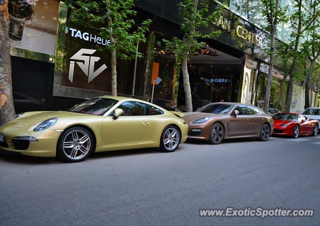 Ferrari 458 Italia spotted in Tehran, Iran