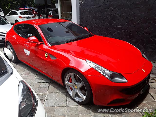 Ferrari FF spotted in Jakarta, Indonesia