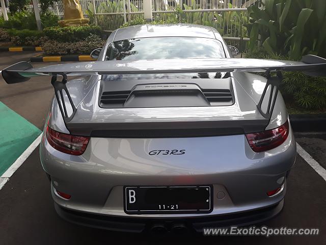 Porsche 911 GT3 spotted in Jakarta, Indonesia