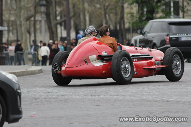Other Vintage spotted in Paris, France