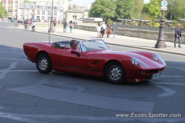 Other Vintage spotted in Paris, France