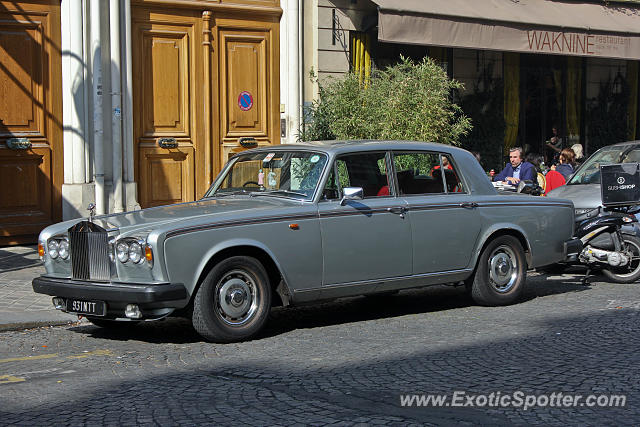 Rolls-Royce Silver Shadow spotted in Paris, France