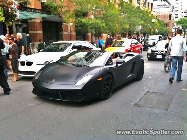 Lamborghini Gallardo spotted in Toronto Ontario, Canada