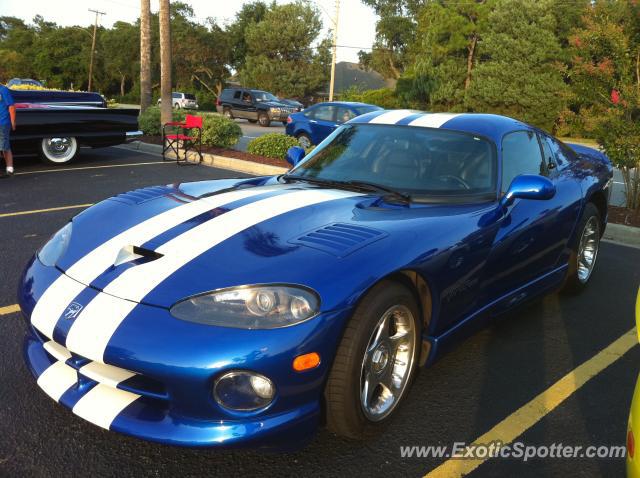 Dodge Viper spotted in Myrtle beach, South Carolina