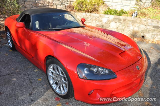Dodge Viper spotted in New Canaan, Connecticut