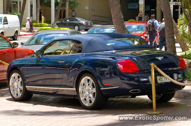 Bentley Continental spotted in Honolulu, Hawaii