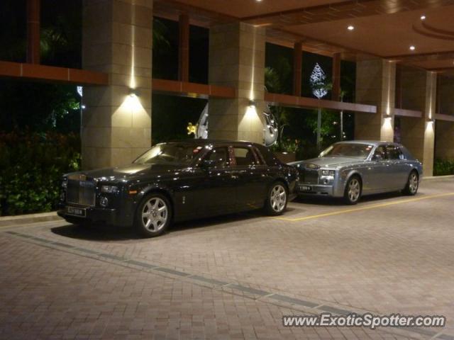 Rolls Royce Phantom spotted in Hard Rock Hotel, Singapore