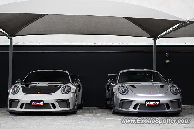 Porsche 911 GT3 spotted in Curitiba, PR, Brazil