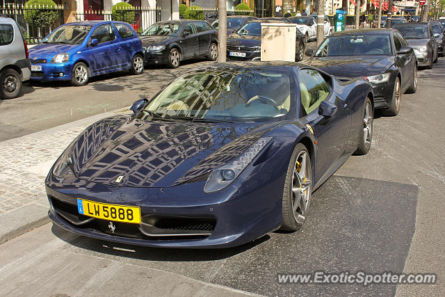 Ferrari 458 Italia spotted in Paris, France