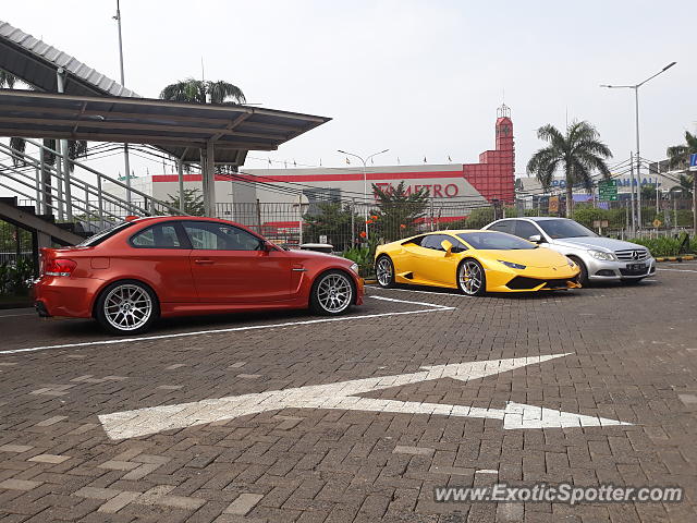 Lamborghini Huracan spotted in Jakarta, Indonesia