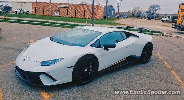 Lamborghini Huracan spotted in Des Moines, Iowa