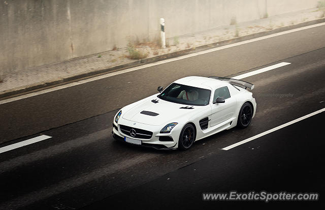 Mercedes SLS AMG spotted in A81, Germany