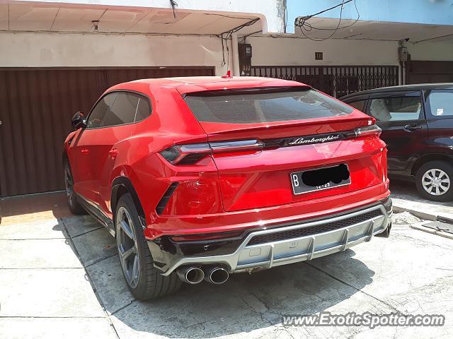 Lamborghini Urus spotted in Jakarta, Indonesia