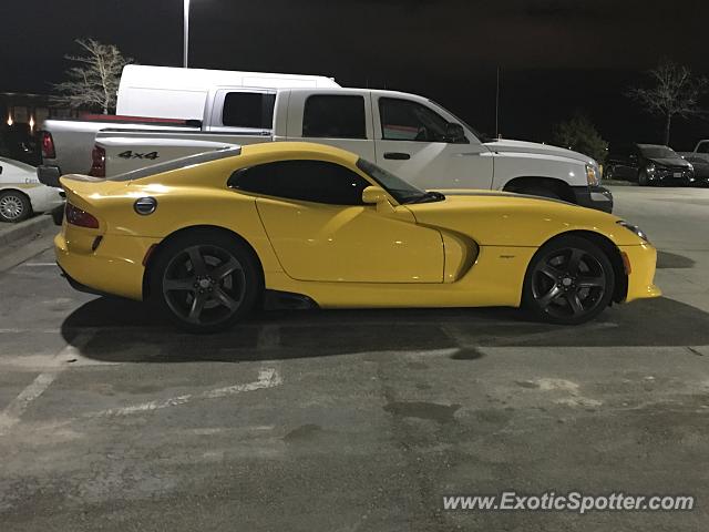 Dodge Viper spotted in Des Moines, Iowa