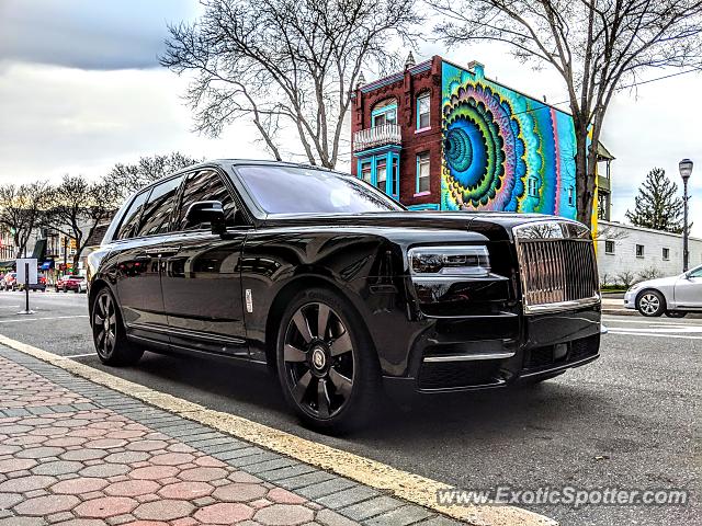 Rolls-Royce Cullinan spotted in Somerville, New Jersey