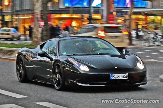 Ferrari 458 Italia spotted in Berlin, Germany