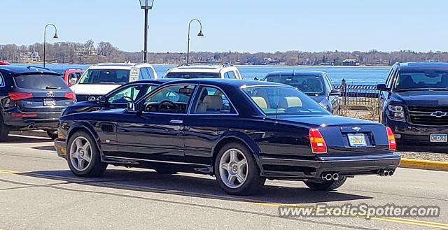 Bentley Azure spotted in Wayzata, Minnesota