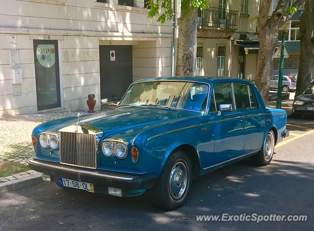 Rolls-Royce Silver Shadow spotted in Lisbon, Portugal