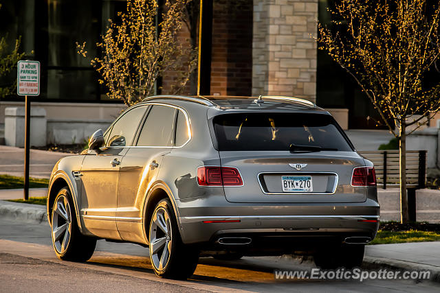 Bentley Bentayga spotted in Wayzata, Minnesota