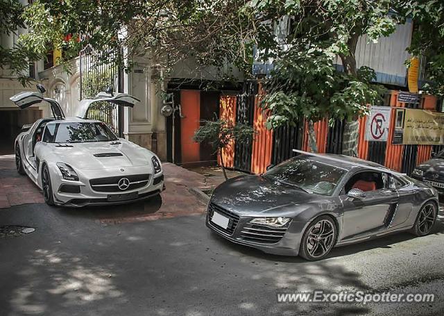 Mercedes SLS AMG spotted in Tehran, Iran