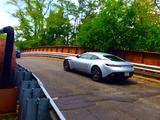 Aston Martin DB11