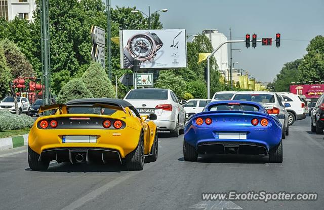 Lotus Elise spotted in Tehran, Iran