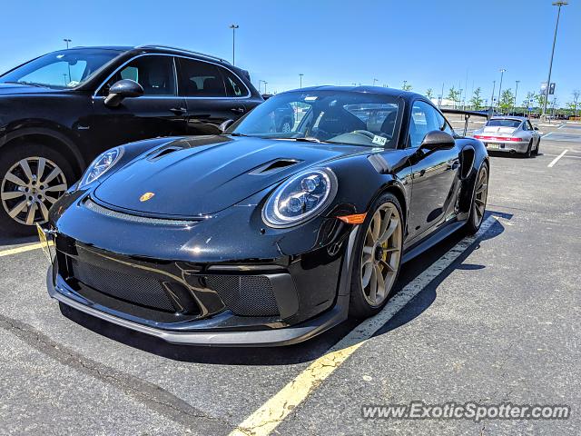 Porsche 911 GT3 spotted in East Rutherford, New Jersey