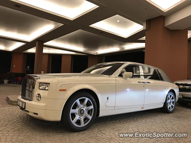 Rolls-Royce Phantom spotted in Dubai, United Arab Emirates