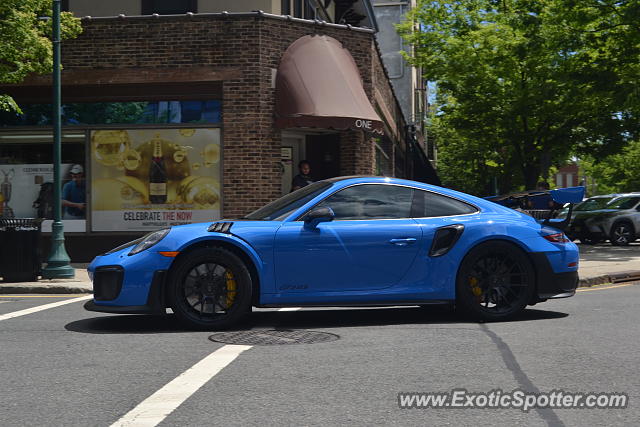 Porsche 911 GT2 spotted in Summit, New Jersey