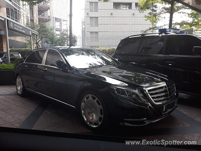 Mercedes Maybach spotted in Jakarta, Indonesia