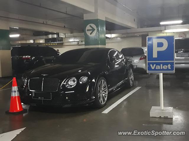 Bentley Continental spotted in Jakarta, Indonesia