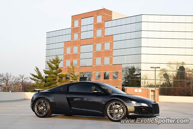 Audi R8 spotted in Downers Grove, Illinois