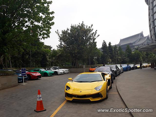 Lamborghini Aventador spotted in Jakarta, Indonesia