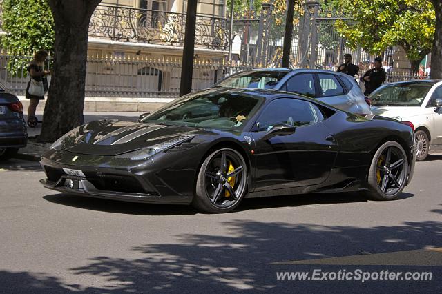 Ferrari 458 Italia spotted in Paris, France