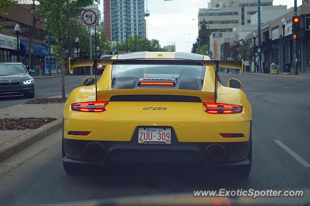 Porsche 911 GT2 spotted in Edmonton, Canada
