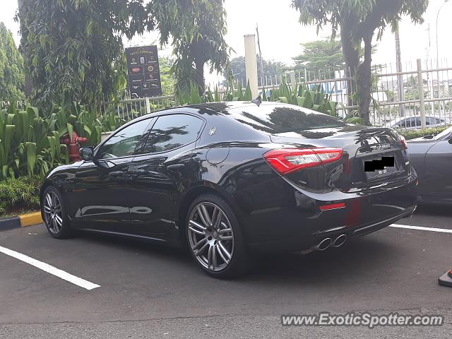 Maserati Ghibli spotted in Jakarta, Indonesia