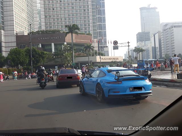 Porsche 911 GT3 spotted in Jakarta, Indonesia