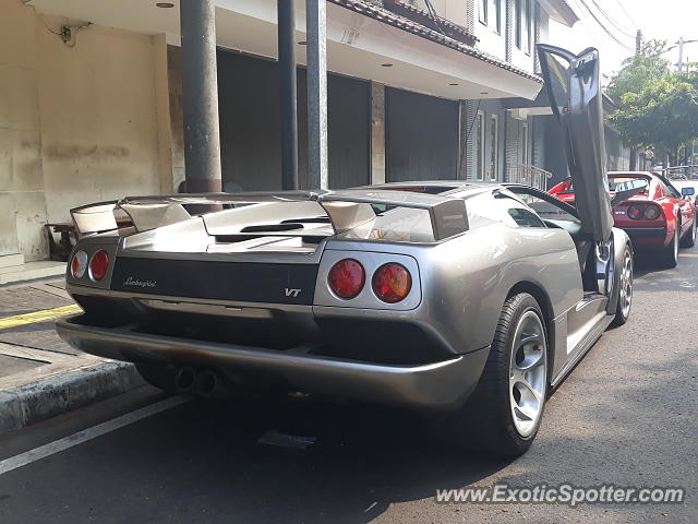 Lamborghini Diablo spotted in Jakarta, Indonesia
