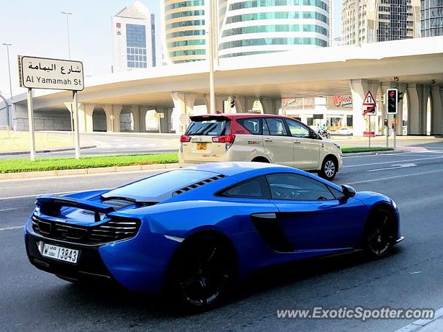 Mclaren 650S spotted in Abu Dhabi, United Arab Emirates