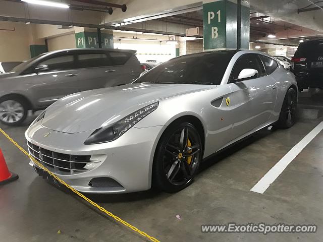 Ferrari FF spotted in Jakarta, Indonesia