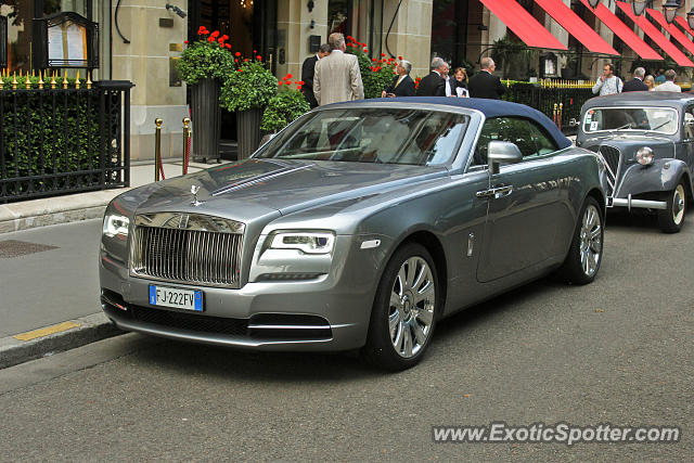 Rolls-Royce Dawn spotted in Paris, France