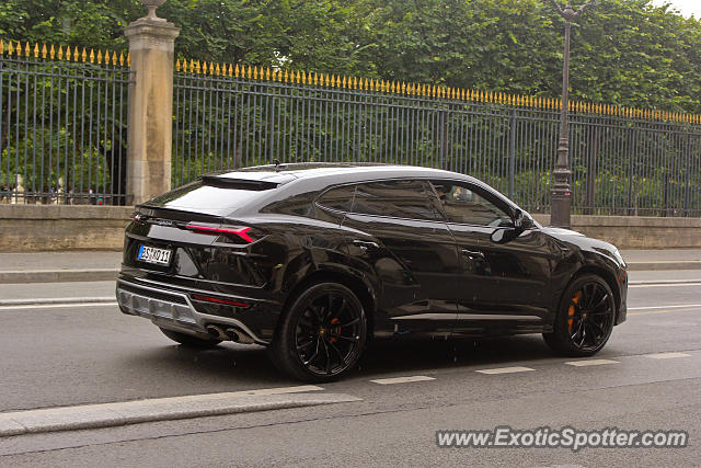 Lamborghini Urus spotted in Paris, France