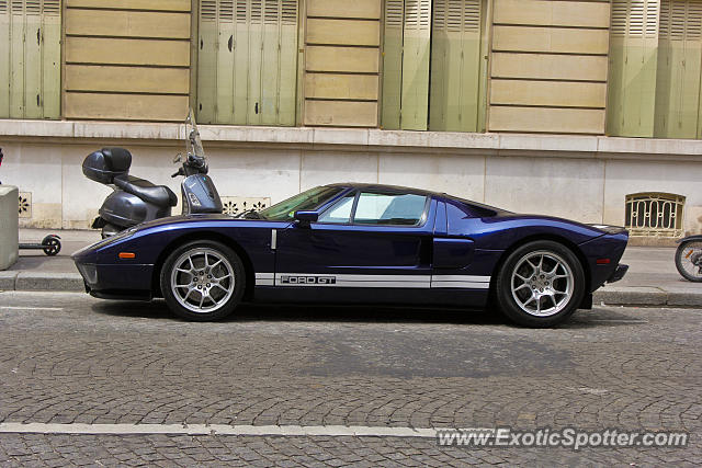 Ford GT spotted in Paris, France