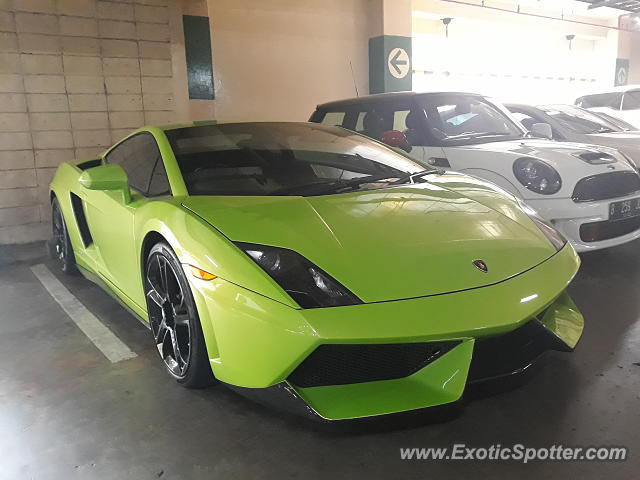 Lamborghini Gallardo spotted in Jakarta, Indonesia