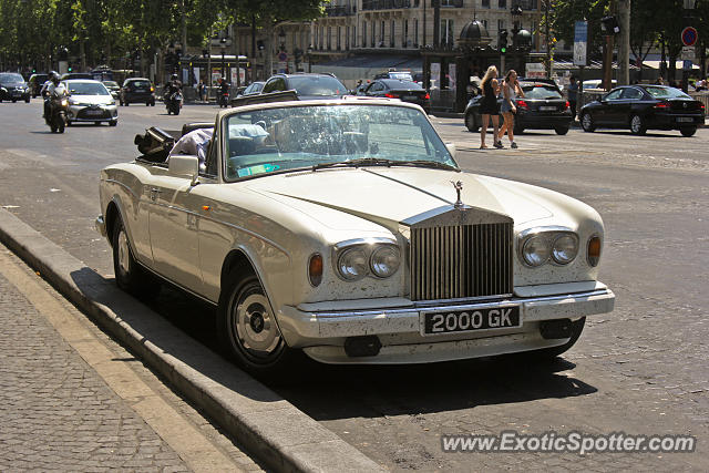 Rolls-Royce Corniche spotted in Paris, France
