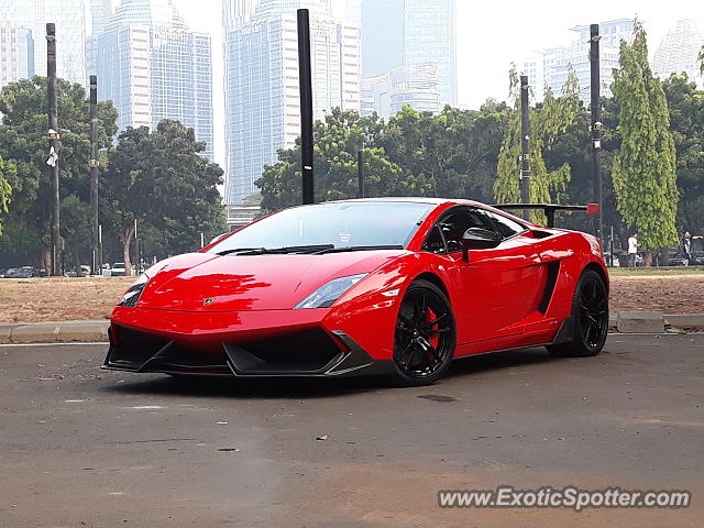 Lamborghini Gallardo spotted in Jakarta, Indonesia