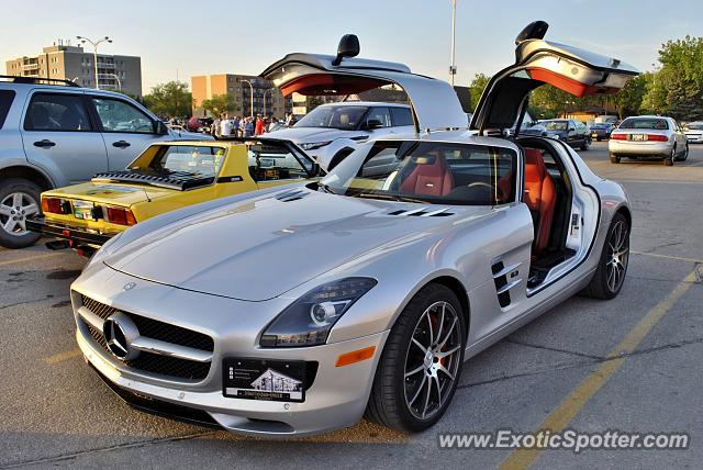 Mercedes SLS AMG spotted in Winnipeg, Canada