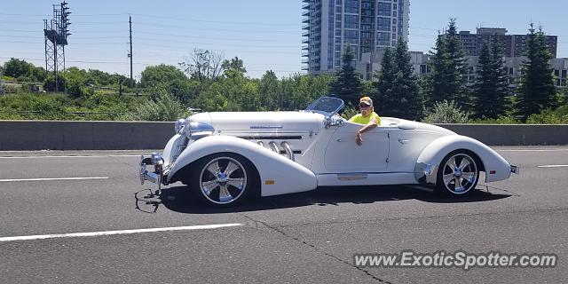 Other Vintage spotted in Highway 401, Canada