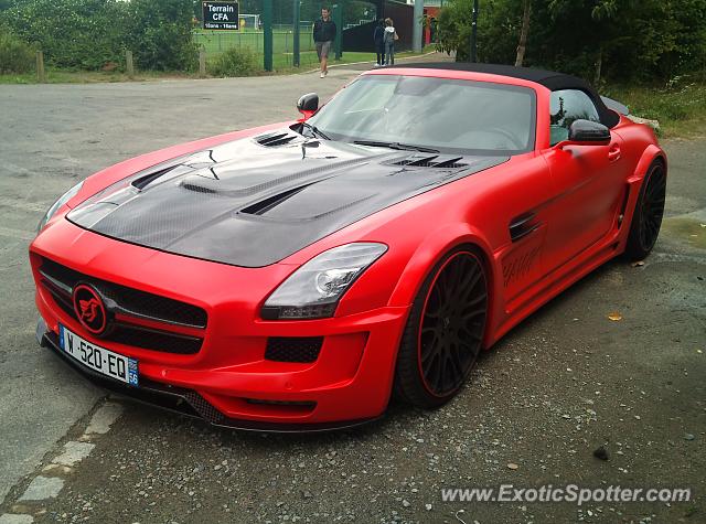 Mercedes SLS AMG spotted in Rennes, France